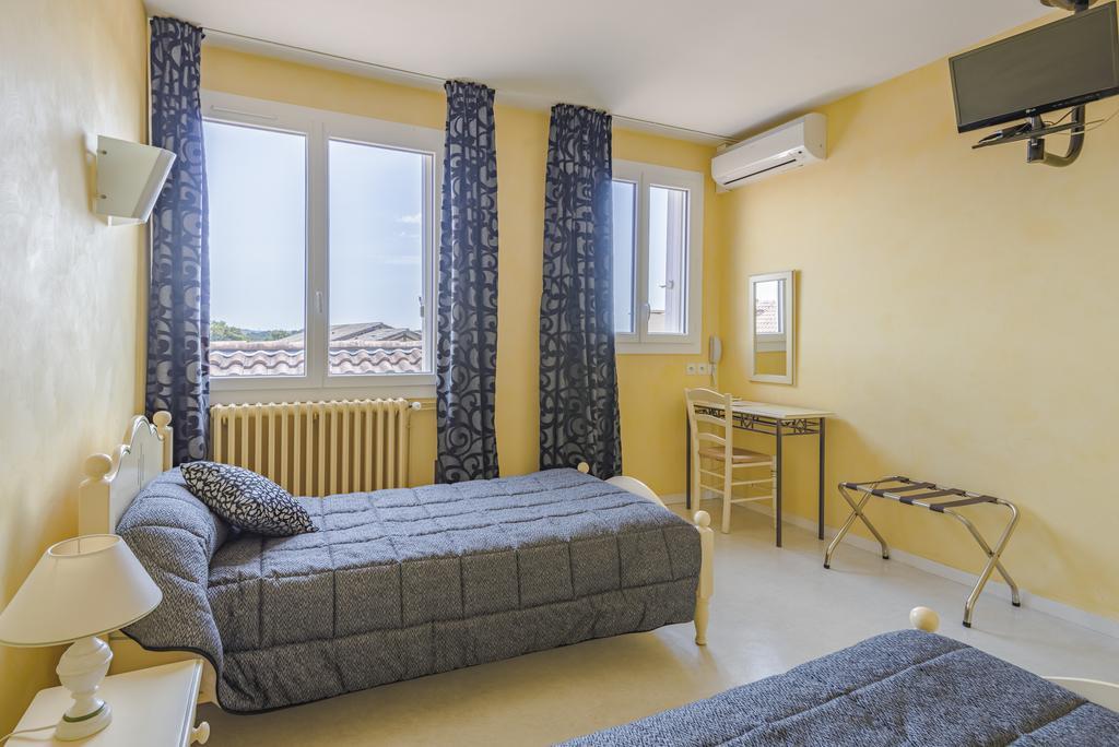 Hotel Minvielle - Residence Les Oliviers Segos Екстер'єр фото
